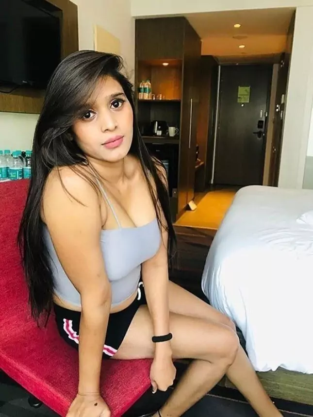 कॉल गर्ल्स सर्विस  राजपीपला